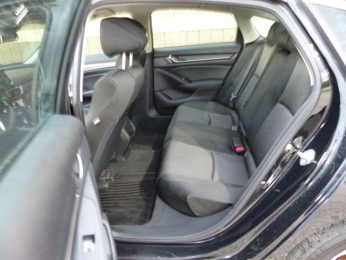 Used 2020 Honda Accord LX image 35