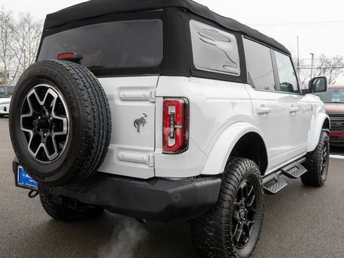 Used 2023 Ford Bronco Outer Banks image 6