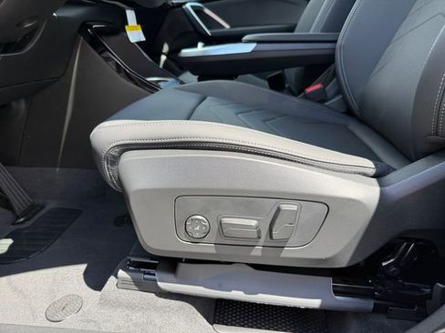 New 2026 BMW X1 xDrive28i w/ Technology Package AWD/4WD image 25