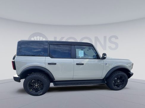 New 2025 Ford Bronco Outer Banks image 8