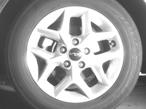 Used 2025 Kia Soul LX w/ LX Technology Package FWD image 15
