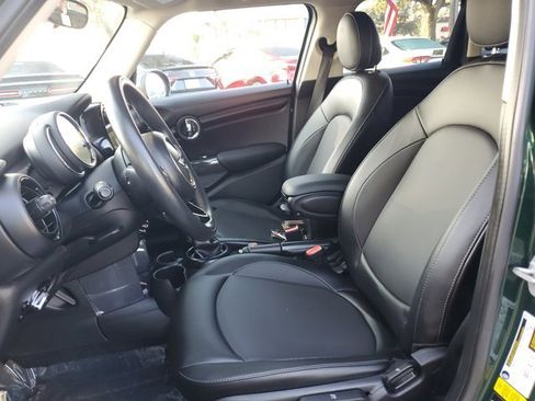 Used 2018 MINI Cooper 4-Door Hardtop image 13