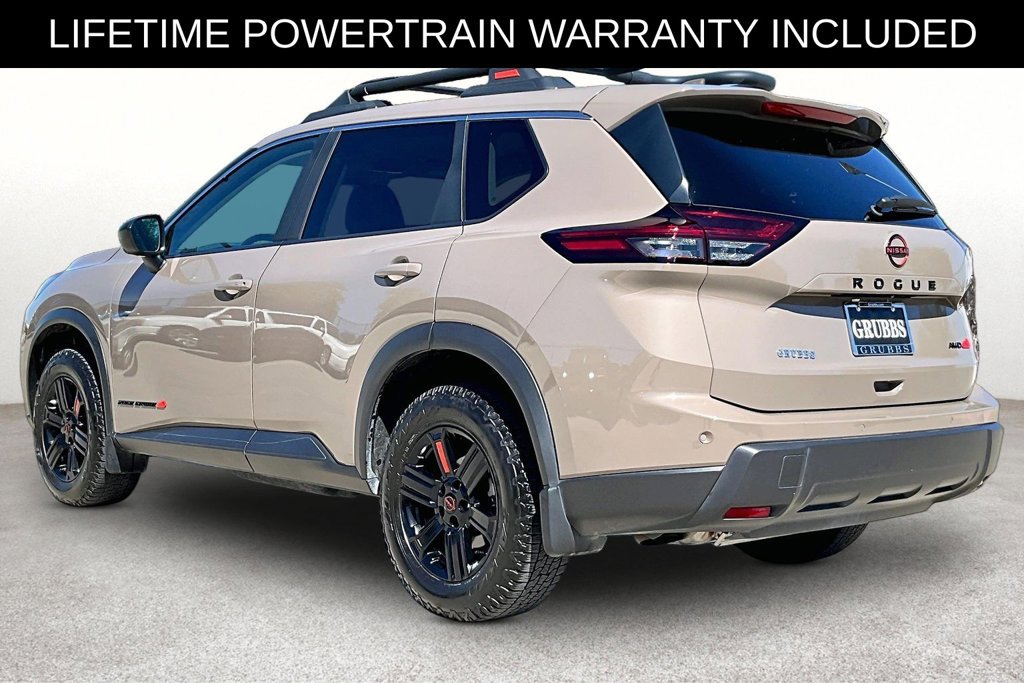 Used 2025 Nissan Rogue SV AWD/4WD image 15