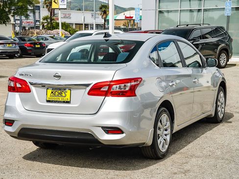 Used 2019 Nissan Sentra S image 4