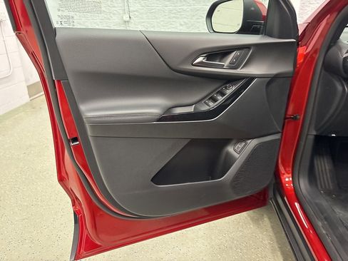 New 2026 Chevrolet Equinox LT w/ Convenience Package II image 13