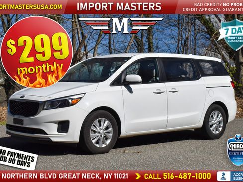 Used 2018 Kia Sedona L image 1