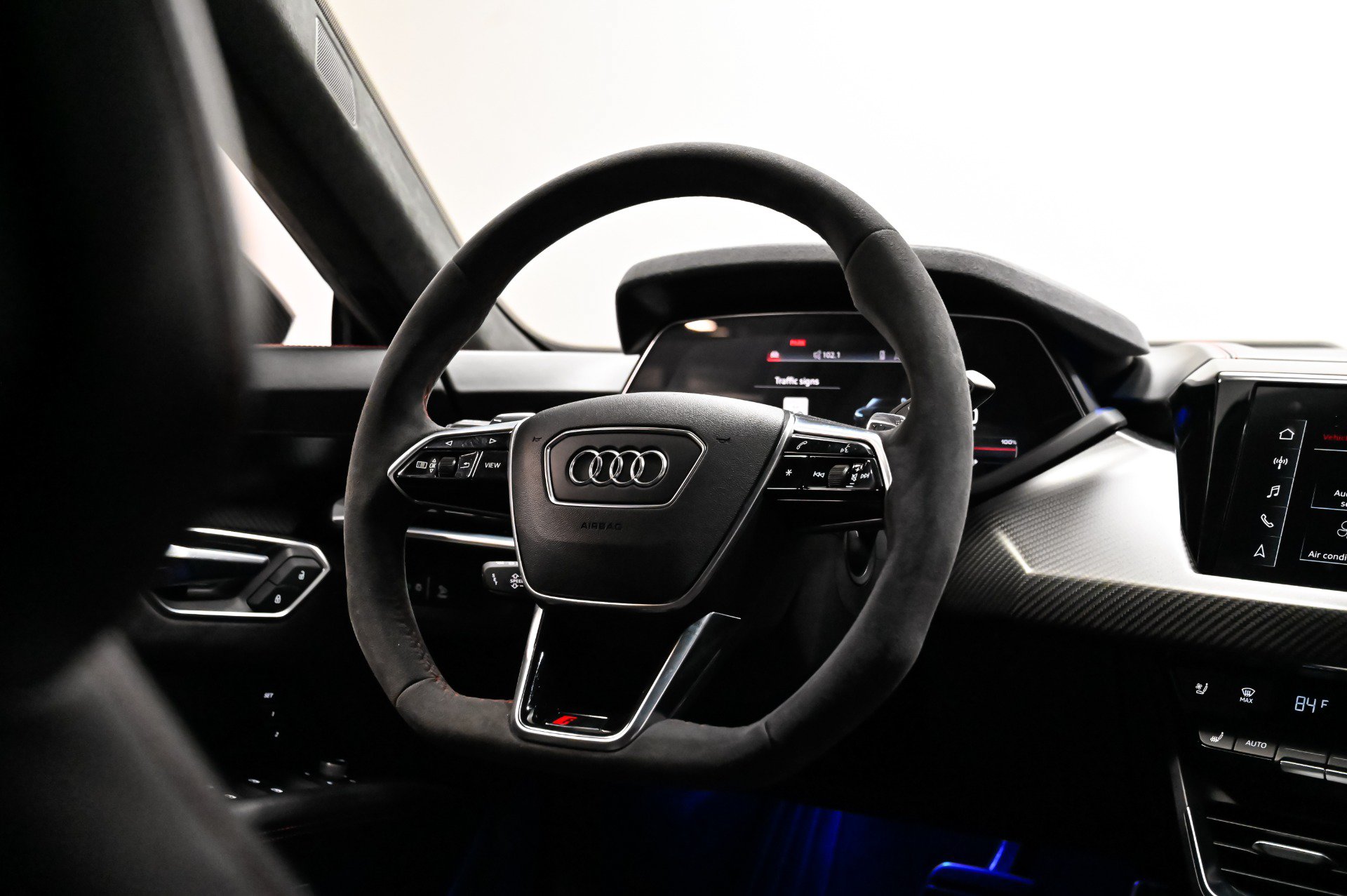 Used 2022 Audi RS e-tron GT w/ Year 1 Package AWD/4WD image 37