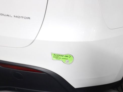 Used 2023 Tesla Model Y Long Range image 4