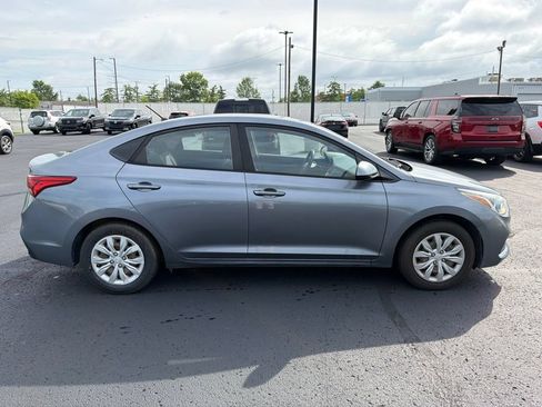 Used 2019 Hyundai Accent SE FWD image 8