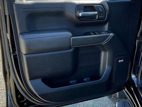 Used 2019 GMC Sierra 1500 AT4 w/ AT4 Premium Package image 18