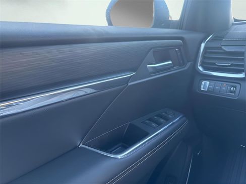 Certified 2024 GMC Acadia Elevation image 35