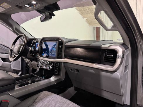 Used 2022 Ford F150 XLT w/ Equipment Group 302A High AWD/4WD image 11