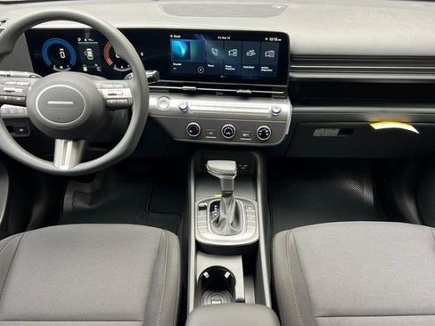 New 2026 Hyundai Kona SE AWD/4WD image 13