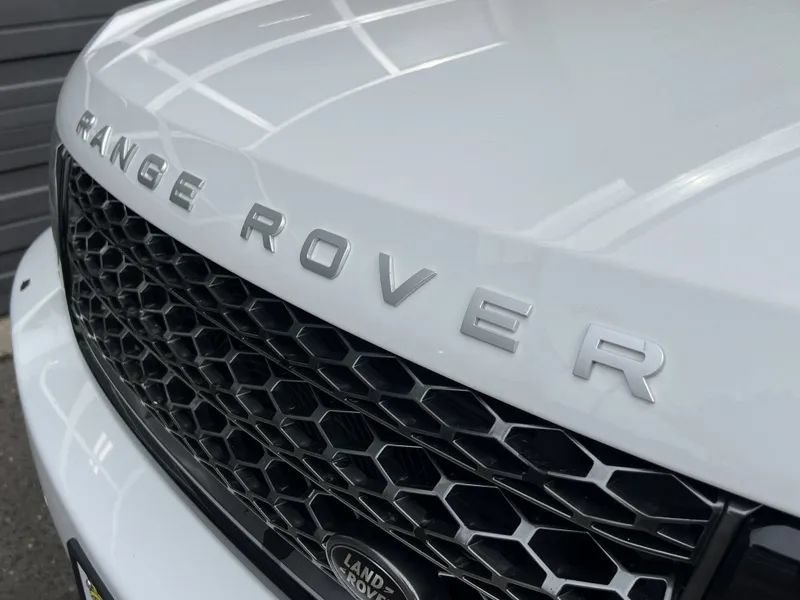 Used 2012 Land Rover Range Rover HSE LUX AWD/4WD image 18