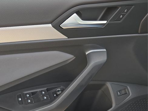 New 2026 Volkswagen Jetta SE FWD image 15