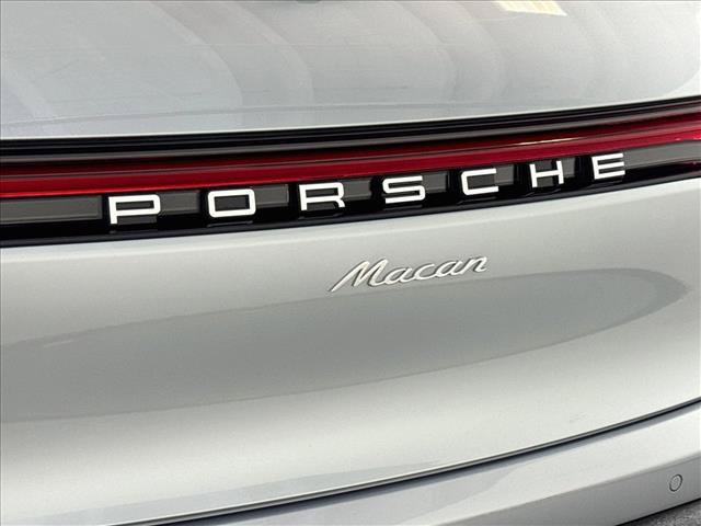Certified 2026 Porsche Macan Turbo AWD/4WD image 26