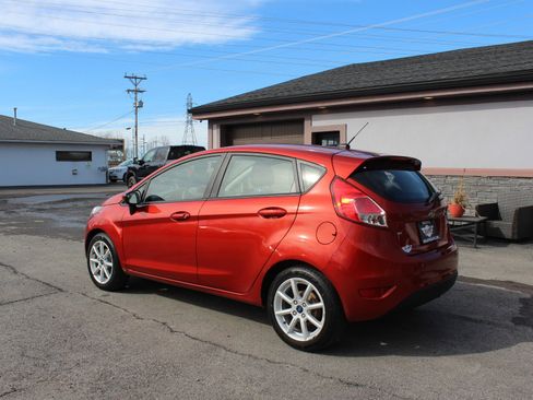 Used 2018 Ford Fiesta SE w/ Equipment Group 201A image 9