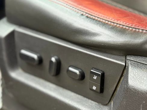 Used 2014 Ford F150 Raptor w/ Equipment Group 801A Luxury image 22