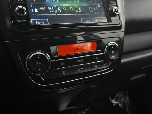 Used 2020 Mitsubishi Mirage SE image 8