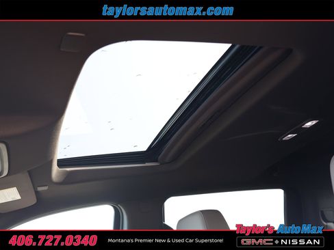 Used 2025 GMC Sierra 3500 SLT w/ SLT Premium Package image 38