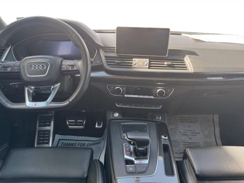 Used 2020 Audi SQ5 Premium Plus w/ Premium Plus Package image 18