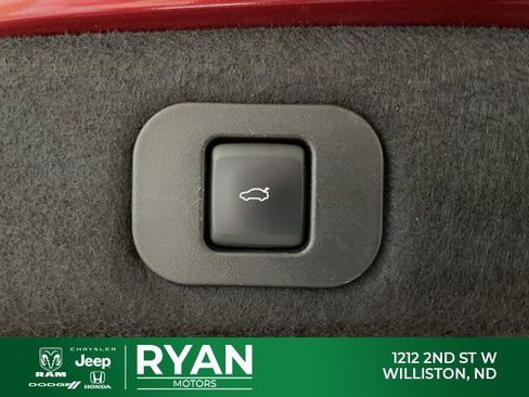 Used 2019 Lincoln Continental Reserve image 12