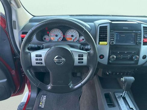 Used 2014 Nissan Xterra PRO-4X w/ Pro-4x Leather Package image 23