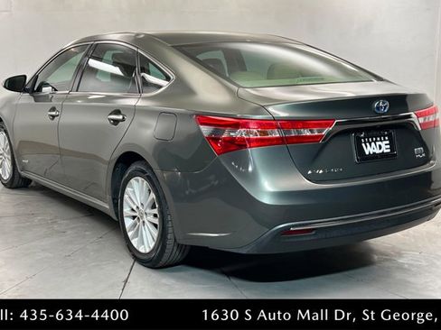 Used 2014 Toyota Avalon XLE Premium FWD image 3