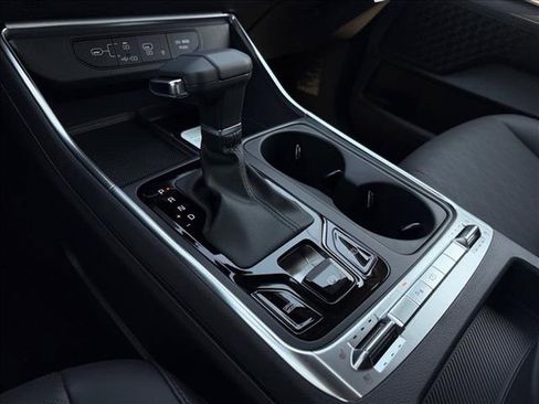 New 2026 Kia Carnival SX w/ SX Dark Edition Package FWD image 27