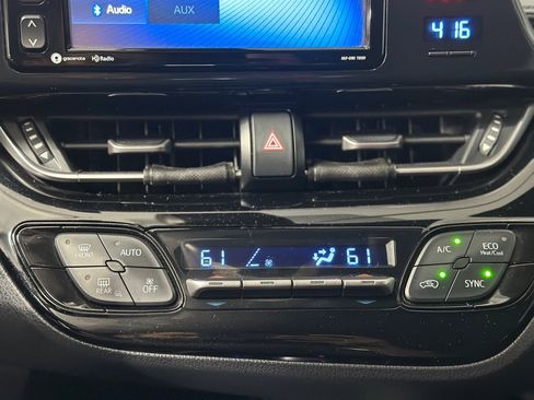 Used 2018 Toyota C-HR XLE image 19