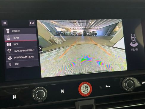 New 2026 Porsche Macan image 30