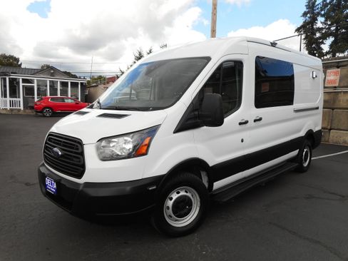 Used 2019 Ford Transit 250 148 Medium Roof RWD image 4