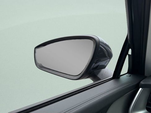 New 2026 Volkswagen Tiguan SE FWD image 9