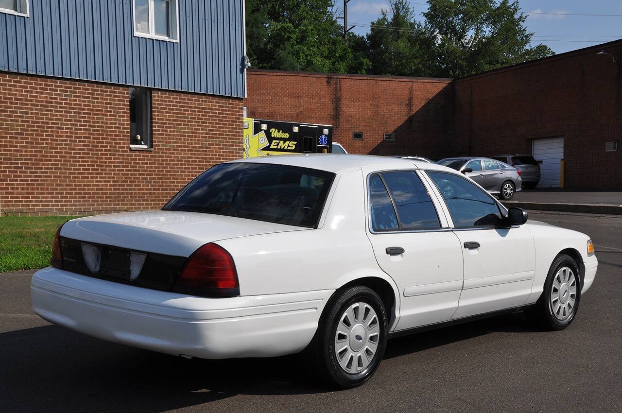 Used 2006 Ford Crown Victoria Police Interceptor RWD image 7