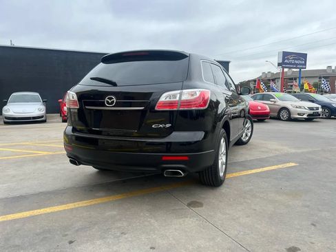 Used 2011 MAZDA CX-9 Touring w/ Moonroof & Bose Audio Pkg FWD image 4