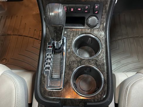 Used 2012 GMC Acadia Denali image 38