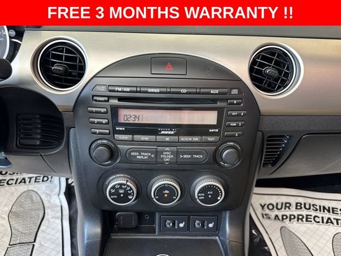 Used 2010 MAZDA MX-5 Miata Grand Touring w/ Premium Pkg RWD image 17