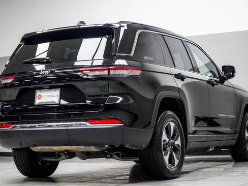 Used 2024 Jeep Grand Cherokee Limited 4xe AWD/4WD image 12