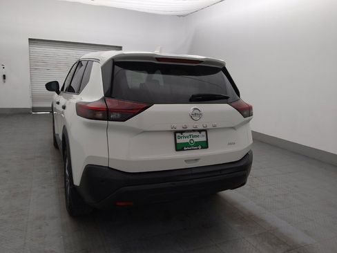 Used 2021 Nissan Rogue S image 5
