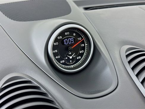 Certified 2025 Porsche 718 Boxster image 21