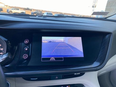 Used 2023 Buick Envision Preferred image 21