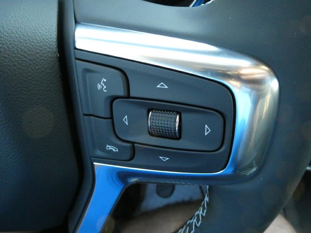 New 2026 Chevrolet Blazer LT FWD image 21