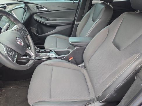 Used 2022 Buick Encore GX Preferred w/ Cold Weather Comfort Package image 11