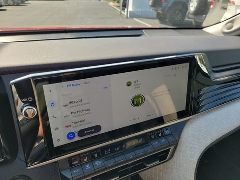 Certified 2025 Toyota Camry XLE w/ Premium Plus Package image 30