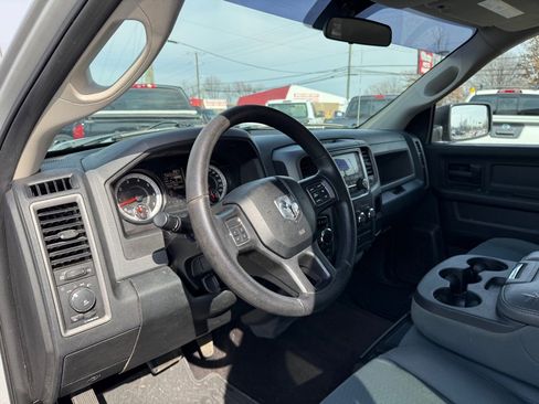 Used 2016 RAM 1500 Express image 10