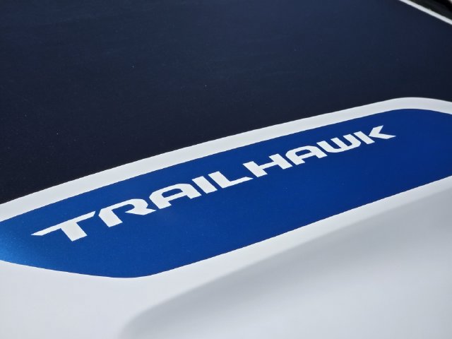 Used 2023 Jeep Grand Cherokee Trailhawk w/ Advanced Protech Group II AWD/4WD image 13
