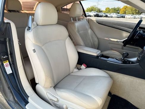 Used 2010 Lexus IS 350C RWD image 24