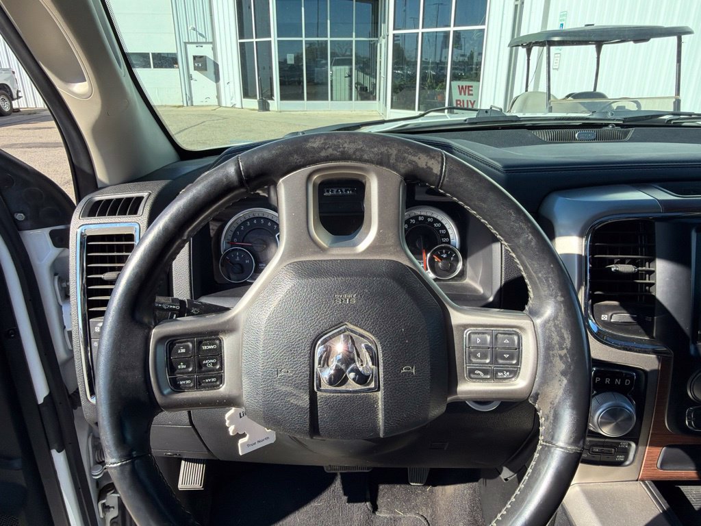 Used 2015 RAM 1500 Laramie w/ Convenience Group AWD/4WD image 16