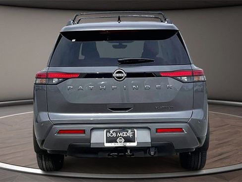 New 2026 Nissan Pathfinder Platinum image 4