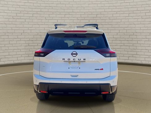 Used 2025 Nissan Rogue SV w/ Rock Creek Premium Package AWD/4WD image 6